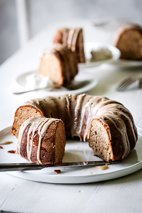 ONE BOWL BANANA CAKE WITH CARAMEL DRIZZLE