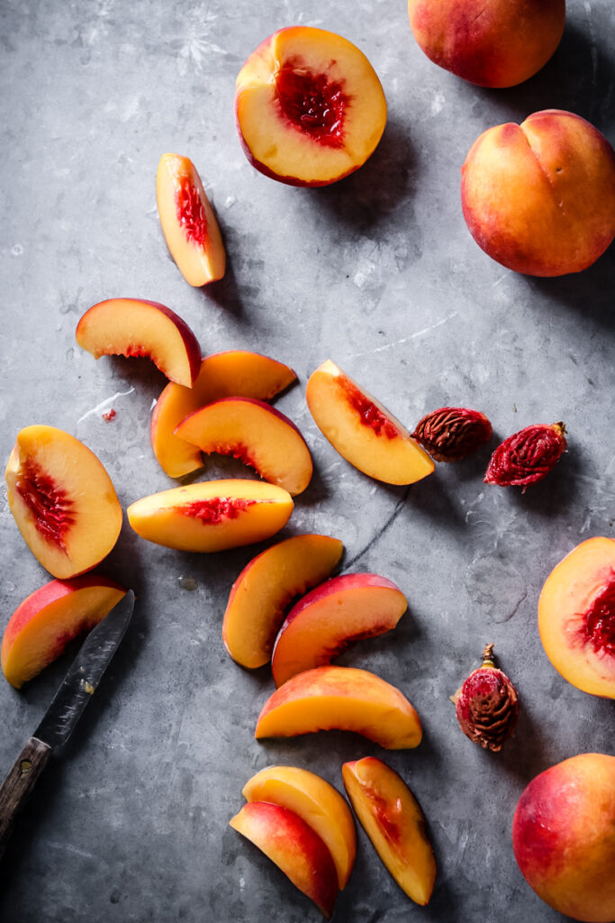 ARUGULA PROSCIUTTO PEACH SALAD