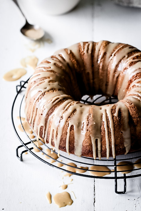 ONE BOWL BANANA CAKE WITH CARAMEL DRIZZLE