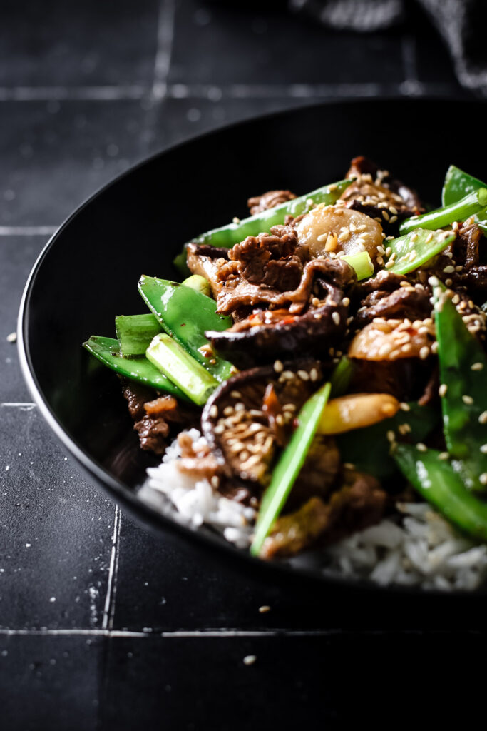 HOISIN BEEF & SNOW PEA STIR-FRY