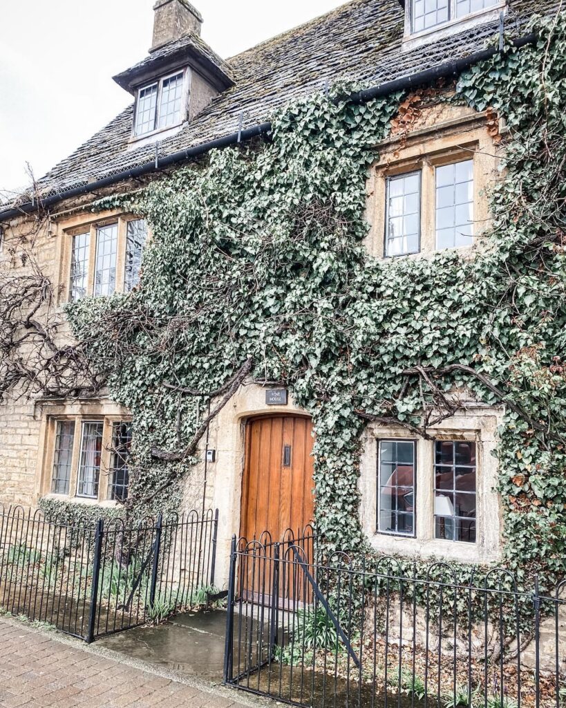 BOURTON-ON-THE-WATER