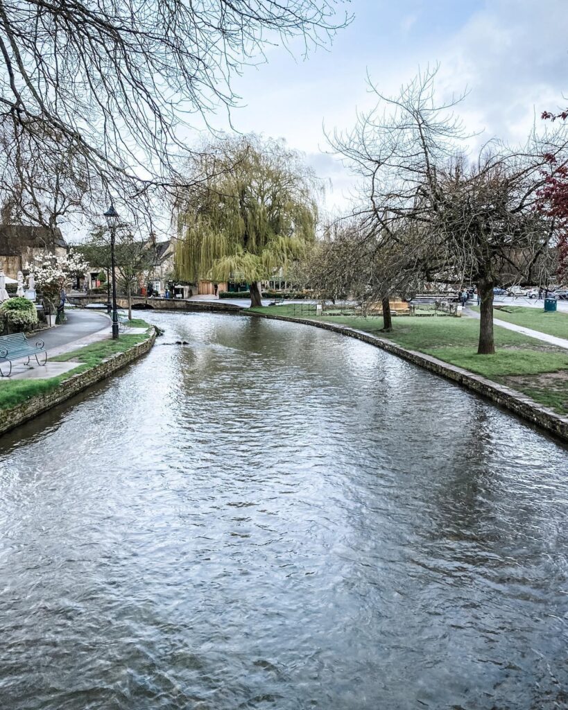 BOURTON-ON-THE-WATER