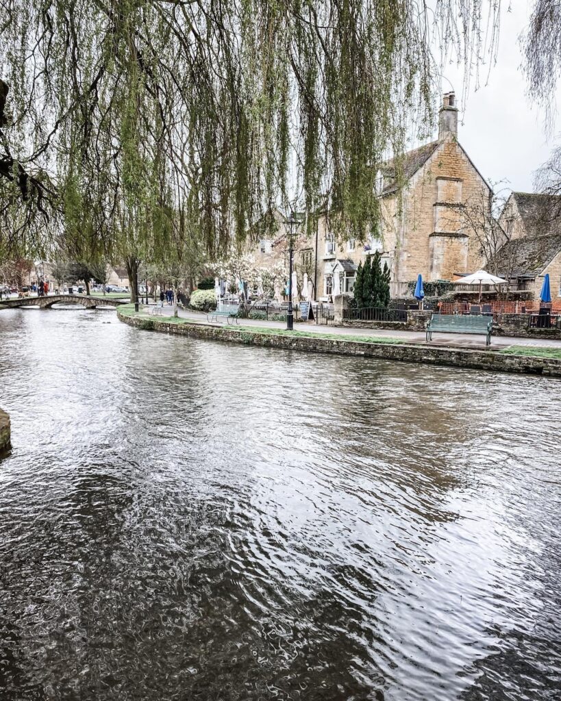 BOURTON-ON-THE-WATER