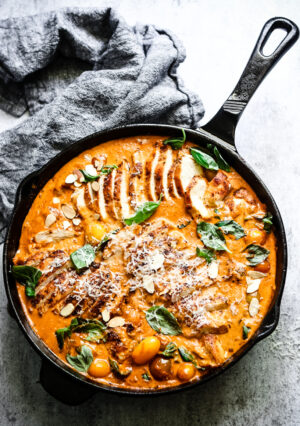 CREAMY TOMATO PESTO CHICKEN