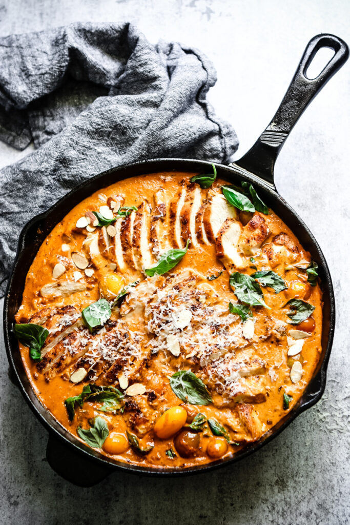 CREAMY TOMATO PESTO CHICKEN