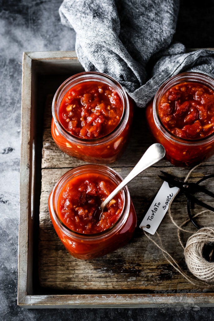 BATCH COOKING TOMATO PASTA SAUCE 