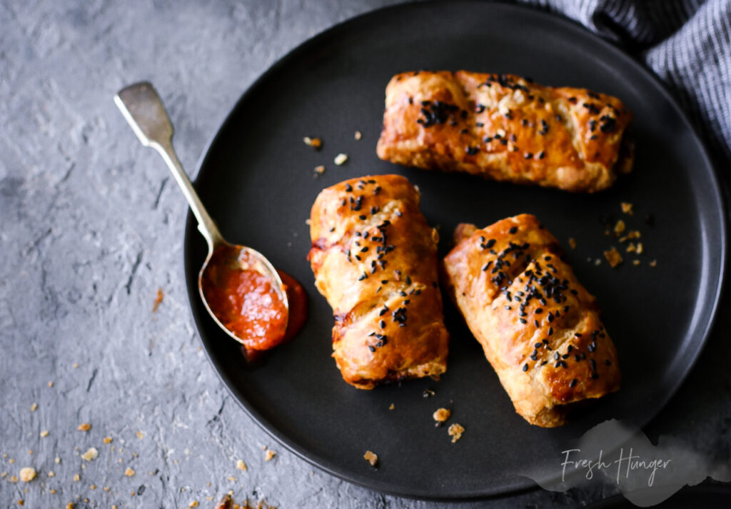 HOW TO MAKE SAUSAGE ROLLS & HOMEMADE KETCHUP