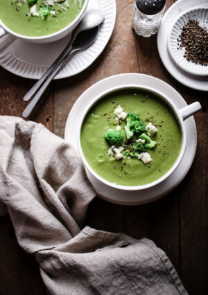 BROCCOLI BLUE CHEESE SOUP