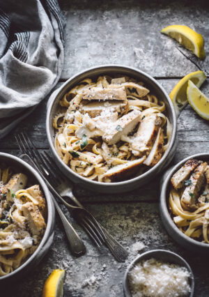 CREAMY LEMON CHICKEN FETTUCCINE