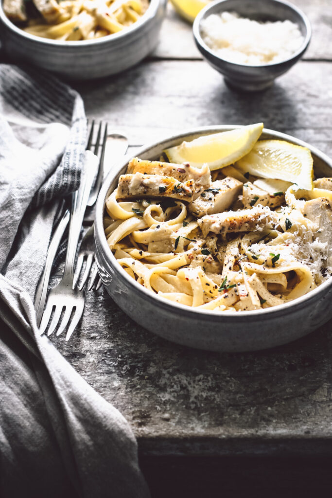 CREAMY LEMON CHICKEN FETTUCCINE