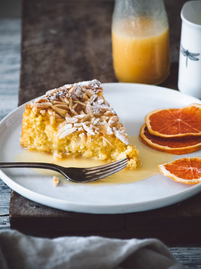 FLOURLESS ORANGE, RICOTTA & ALMOND CAKE