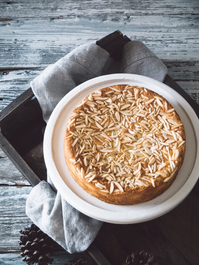 FLOURLESS ORANGE, RICOTTA & ALMOND CAKE