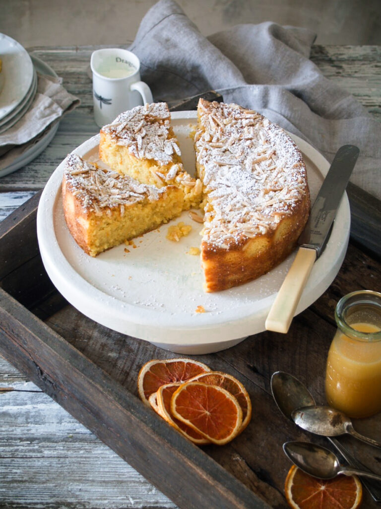 FLOURLESS ORANGE, RICOTTA & ALMOND CAKE