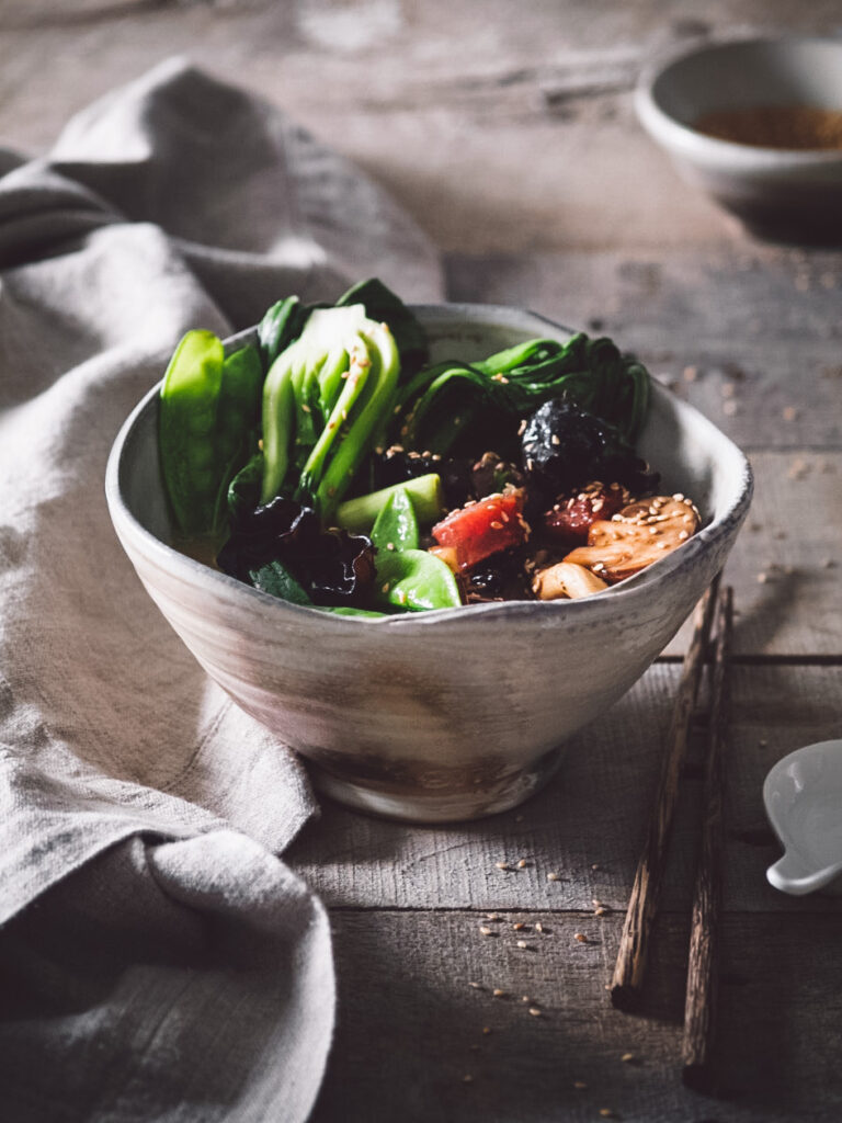 HEARTY ASIAN BROTH BOWLS