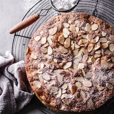 FRENCH APPLE CAKE WITH ALMONDS