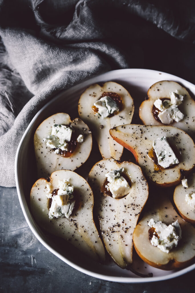 BLUE CHEESE HONEY BAKED PEARS