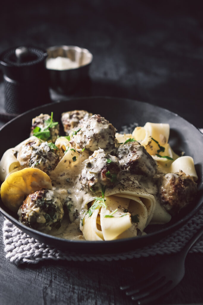 CREAMY LEMON ASIAGO CHICKEN MEATBALLS