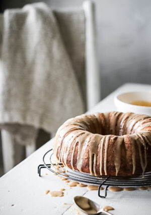 one bowl banana cake with caramel drizzle