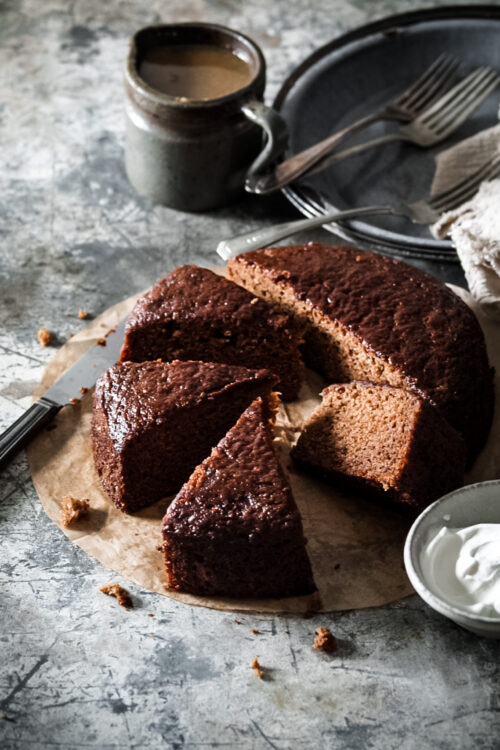 sticky toffee pudding & caramel sauce