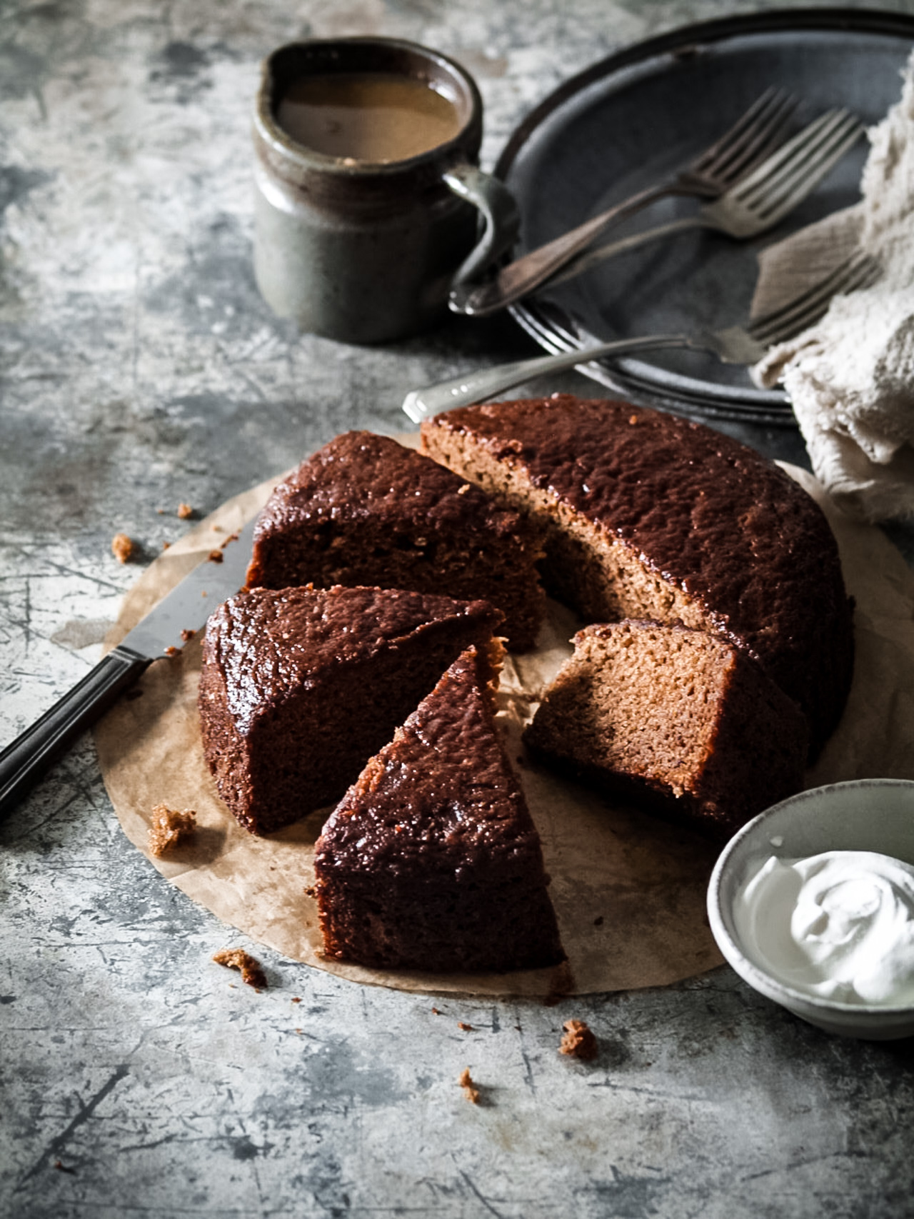 sticky toffee pudding & caramel sauce