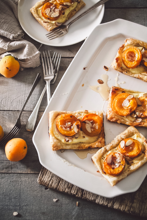 apricot honey ricotta pastries