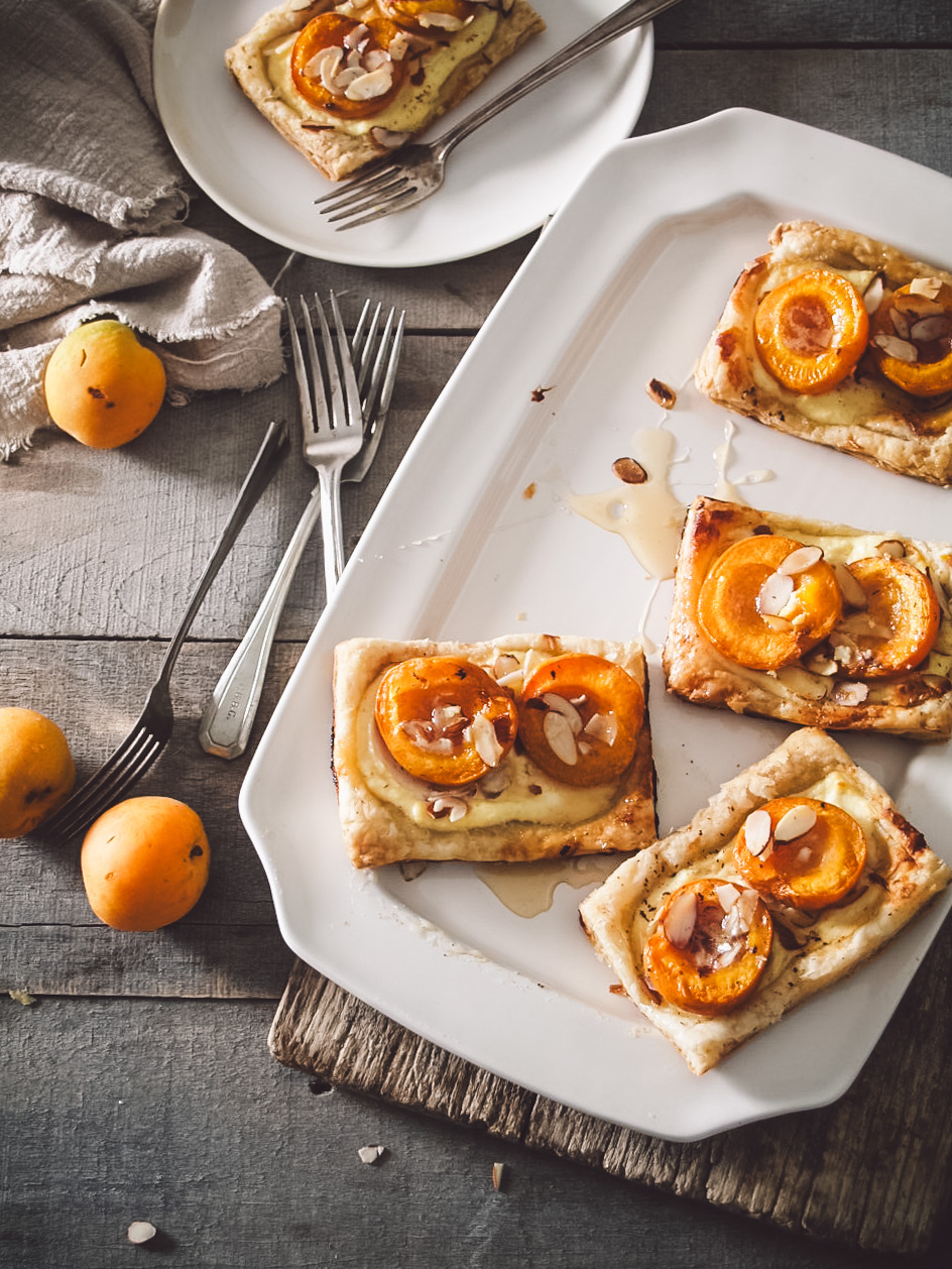 apricot honey ricotta pastries